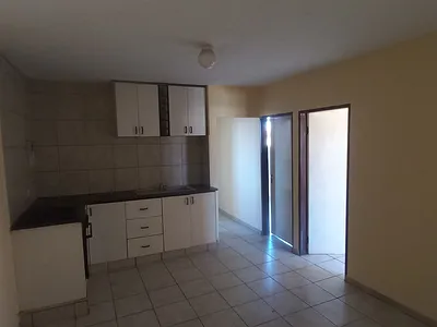 2 Bedroom Apartment To Rent in Kriel - img
