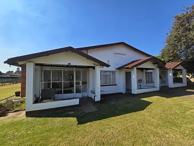 5 Bedroom House For Sale in Belfast - k7v5.webp