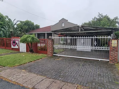 4 Bedroom House To Rent in East London - 0hpl.webp