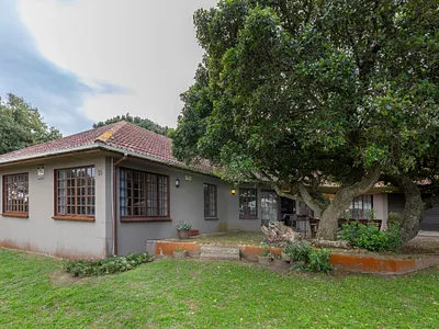 5 Bedroom House For Sale in Port Alfred - 8Iee.webp