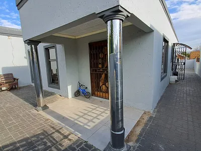 3 Bedroom House For Sale in Heidelberg - yDhf.webp