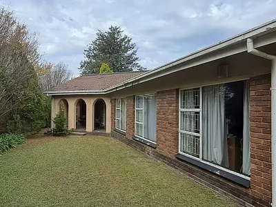 3 Bedroom House For Sale in Newcastle - img