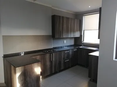 2 Bedroom Apartment To Rent in East London - 71PL.webp