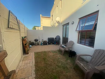 2 Bedroom Apartment To Rent in Blouberg - XB81.webp