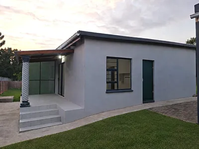 2 Bedroom Apartment To Rent in Uitenhage - FgaR.webp