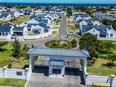 3 Bedroom Townhouse For Sale in Hermanus - Jw9f.webp