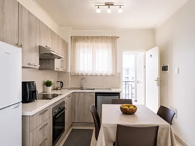 1 Bedroom Apartment For Sale in Midrand - GBDy.webp