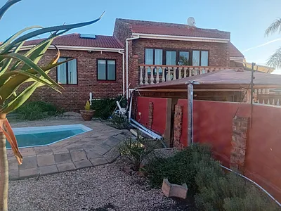 6 Bedroom House For Sale in Mossel Bay - img