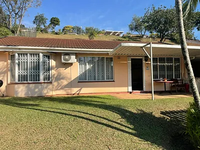3 Bedroom Townhouse To Rent in Durban - 3y2x.webp