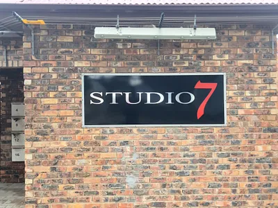1 Bedroom Apartment To Rent in Port Elizabeth - 3Mca.webp