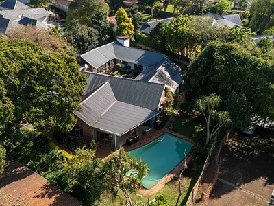 5 Bedroom House For Sale in Kloof - vlrO.webp