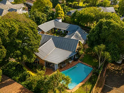 5 Bedroom House For Sale in Kloof - xAuU.webp