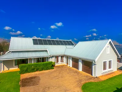 4 Bedroom House For Sale in Hartbeespoort - K9pU.webp