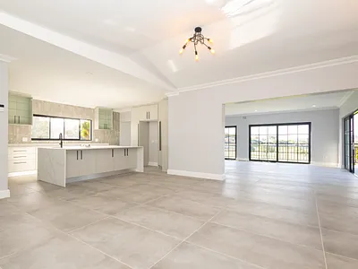 3 Bedroom House To Rent in Bellville - ak9U.webp