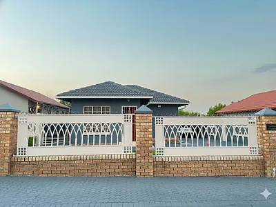 3 Bedroom House For Sale in Rustenburg - Jhlk.webp