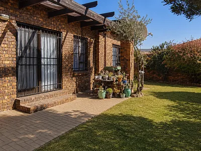 3 Bedroom House For Sale in Kriel - fr06.webp