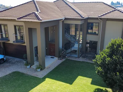 4 Bedroom House For Sale in Akasia - GrSi.webp