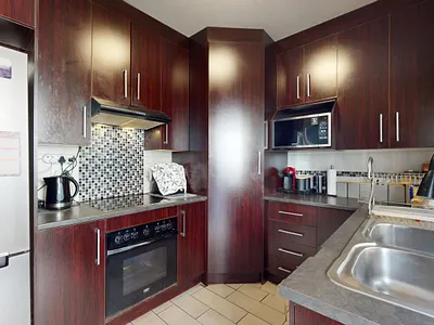 2 Bedroom Townhouse For Sale in Boksburg - 4yrl.webp