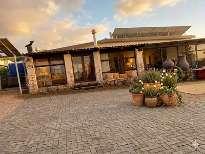 4 Bedroom House To Rent in Stilbaai West, Stilbaai - 8zKM.webp