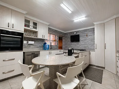 4 Bedroom House For Sale in Isipingo - ELAM.webp
