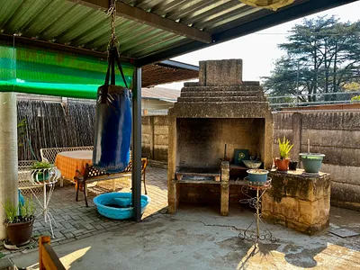 2 Bedroom House To Rent in Pretoria - DVWf.webp