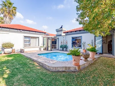 4 Bedroom House For Sale in Pretoria - 5UBy.webp
