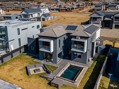 4 Bedroom House For Sale in Pretoria - XHBn.webp