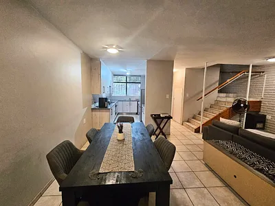 3 Bedroom Apartment For Sale in Pretoria - 5MLb.webp
