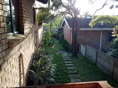 3 Bedroom House For Sale in Margate - OAX4.webp