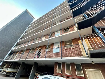 3 Bedroom Apartment For Sale in Pretoria - N62C.webp