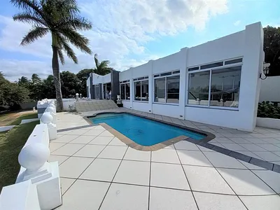 5 Bedroom House For Sale in Port Shepstone - WqGf.webp