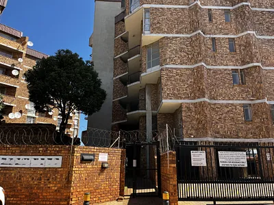 2 Bedroom Townhouse For Sale in Pretoria - img