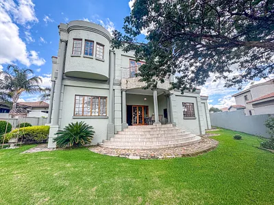 3 Bedroom House To Rent in Witbank - NTsr.webp