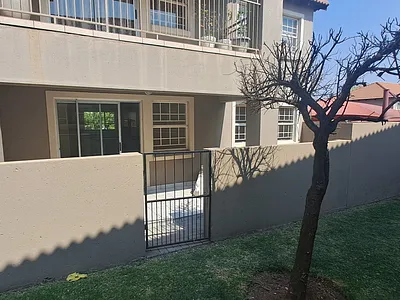 2 Bedroom Apartment To Rent in Benoni - um9Z.webp