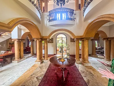 4 Bedroom House To Rent in Pretoria - img