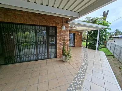 6 Bedroom House For Sale in Margate - q2kV.webp