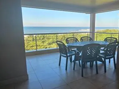 3 Bedroom Apartment For Sale in Margate - 7c4v.webp