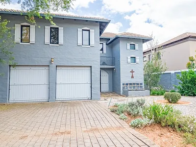 4 Bedroom House For Sale in Pretoria - img