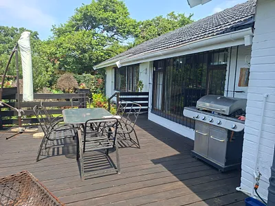 4 Bedroom House For Sale in Margate - SHrZ.webp