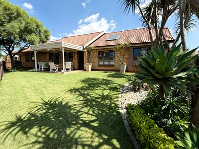 3 Bedroom Townhouse To Rent in Pretoria - img