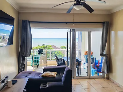 2 Bedroom Apartment For Sale in Margate - yxY1.webp