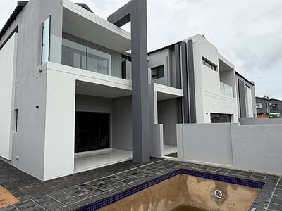 4 Bedroom House For Sale in Pretoria - img