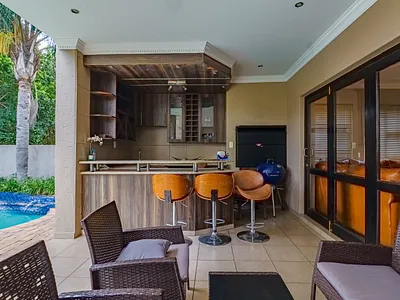 5 Bedroom House For Sale in Pretoria - img