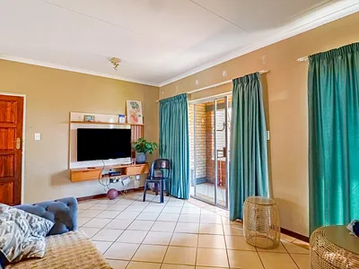 2 Bedroom Apartment For Sale in Pretoria - AHwT.webp