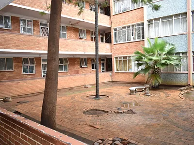 4 Bedroom Apartment For Sale in Pretoria - UT3X.webp