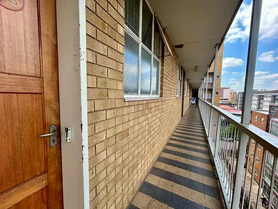 5 Bedroom Apartment For Sale in Pretoria - F81j.webp