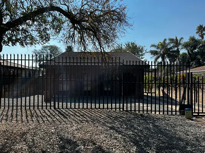 16 Bedroom House For Sale in Pretoria - img