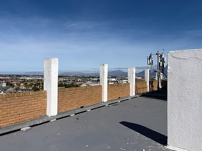 Room For Sale in Parow - DzY3.webp