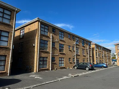 2 Bedroom Apartment For Sale in Brackenfell - NSPd.webp