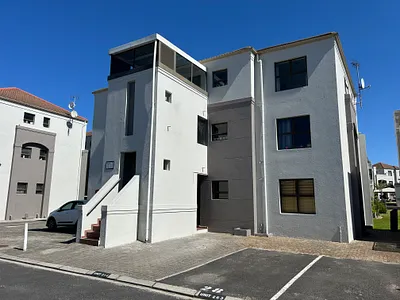 3 Bedroom Apartment For Sale in Brackenfell - Qs0H.webp